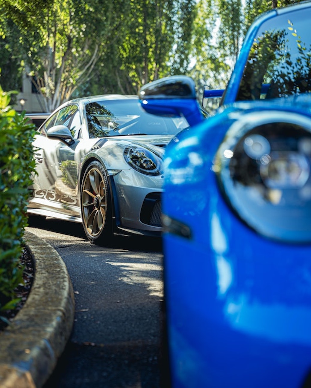 luxury car image luxury car image